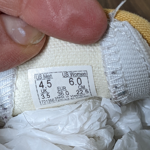 Vans yellow white checkered skate shoes EUC 6 - Picture 8 of 10